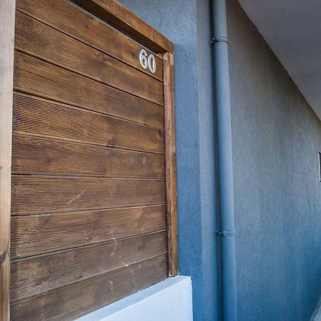 Heraklion Airport Family Lux Apartment Bagian luar foto