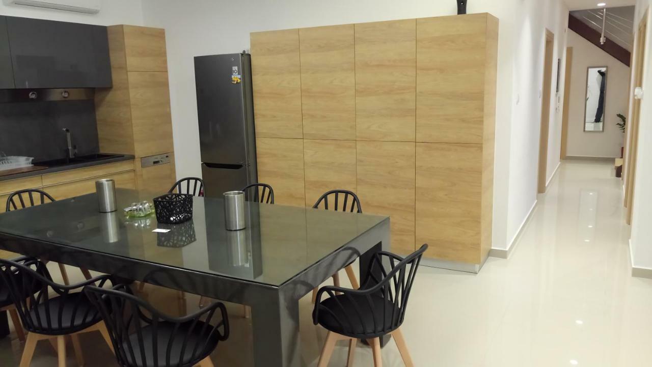 Heraklion Airport Family Lux Apartment Bagian luar foto