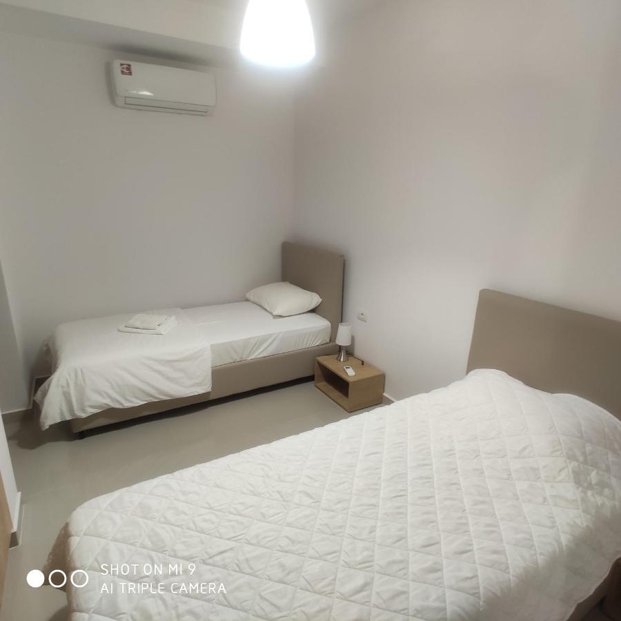 Heraklion Airport Family Lux Apartment Bagian luar foto
