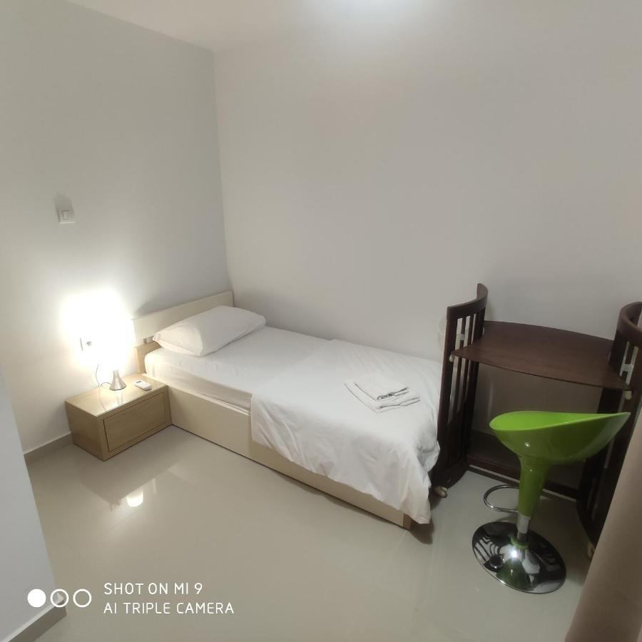 Heraklion Airport Family Lux Apartment Bagian luar foto